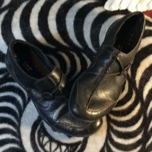 Clark’s Wave Slip on Shoes